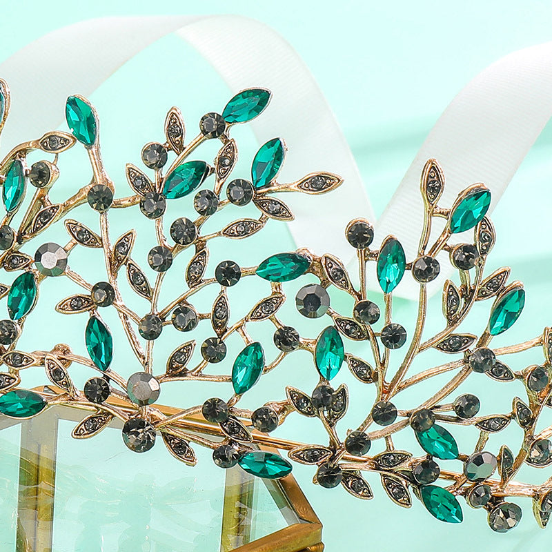 Damen Elegante Haarreif mit floralen Verzierungen und Strasssteinen Brehn
