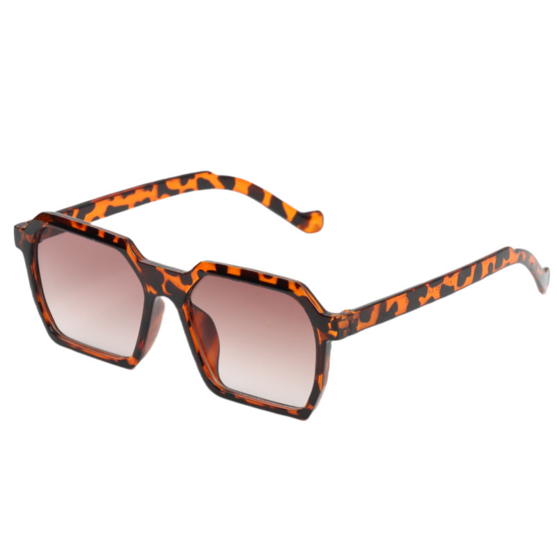 Damen Modische hexagonale Sonnenbrille mit sanften Farbverlauf Brehn
