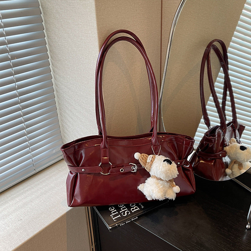Elegante Handtasche aus Lackleder