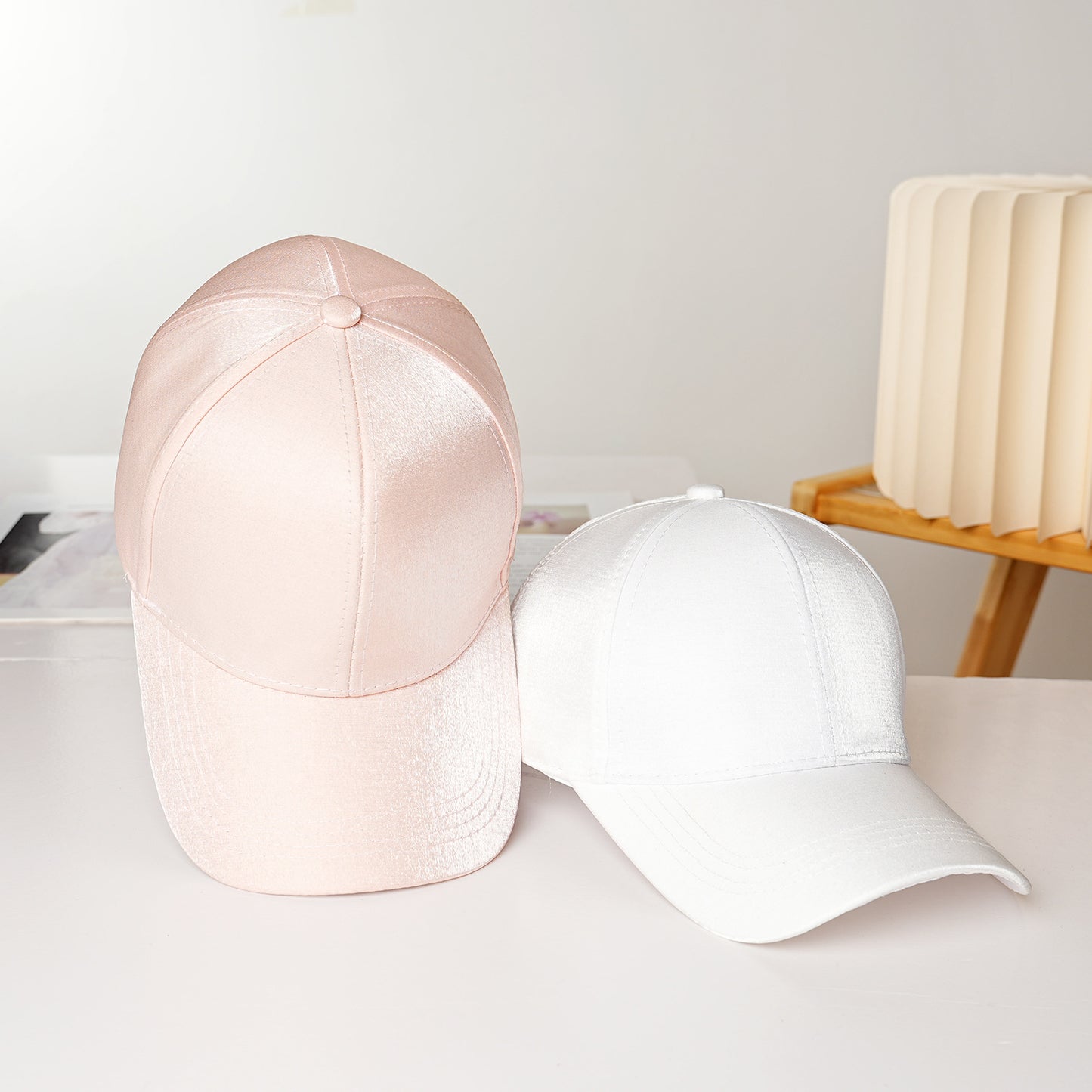 Damen Sportliche Satin-Basecap Brehn