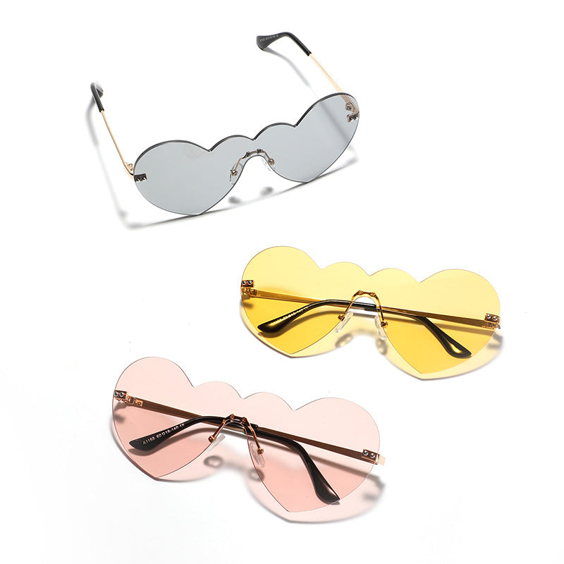 Damen extravagante Herz-Sonnenbrille mit schützenden Gläsern Brehn