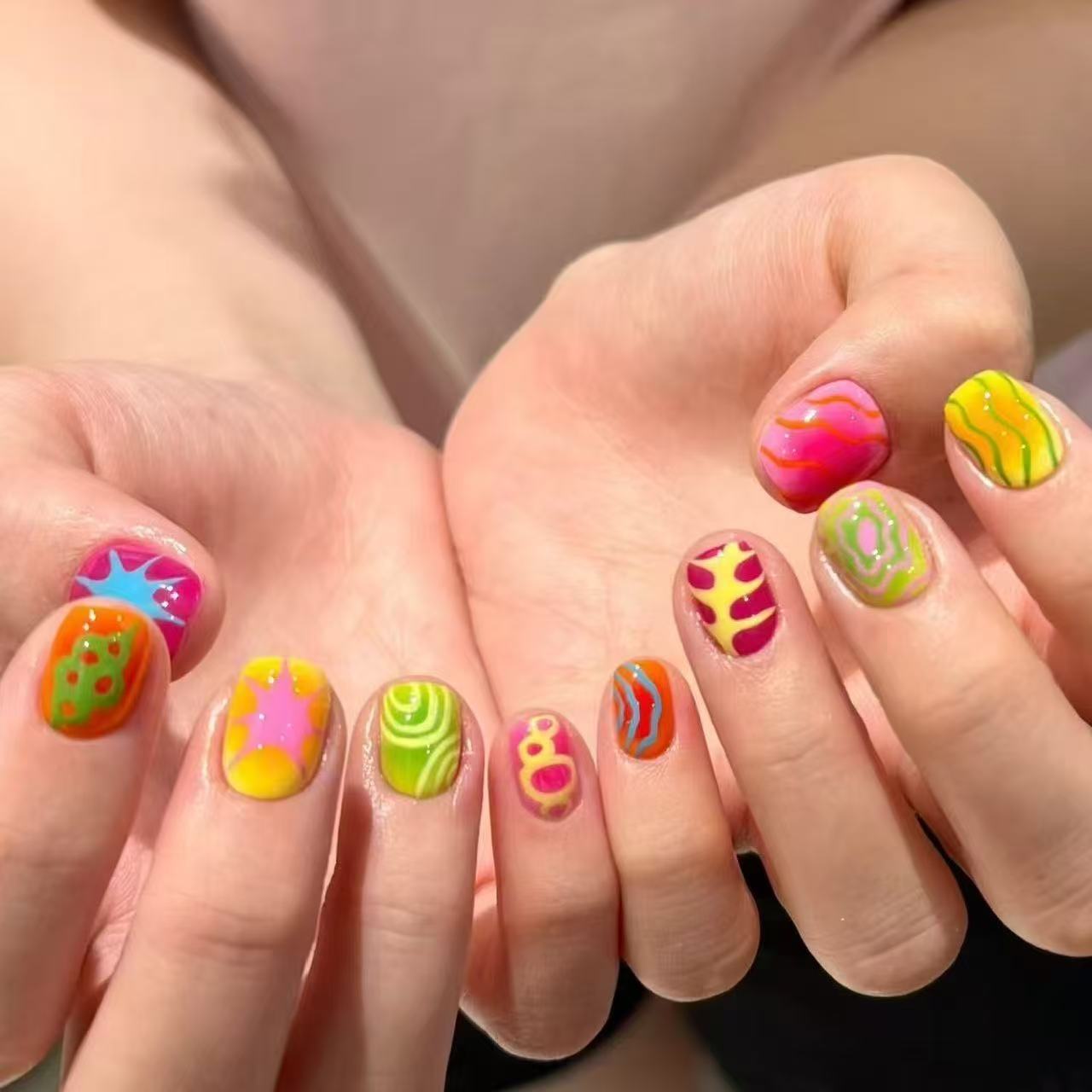 Künstlerisches katzenmotiviertes Press-On-Nagelkunstset Brehn