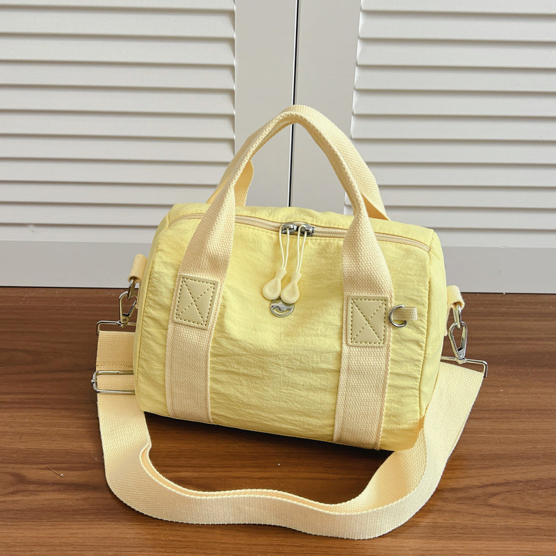 Stylische Sporttasche Mit Verstellbarem Schulterriemen Brehn