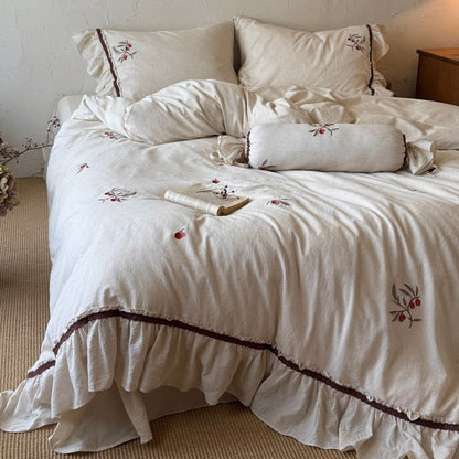 Cottage-Style Gewaschenes Leinen Bestickte Bettbezug Set mit Rüschensaum & Nackenrolle