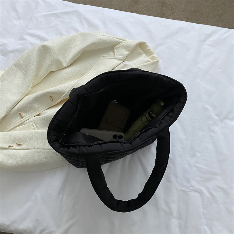 Gepolsterte Stepp-Tote-Tasche