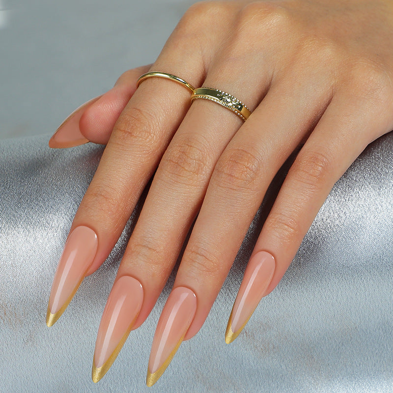 Elegantes Long-Shape Press-On Glänzendes Nagelset Brehn
