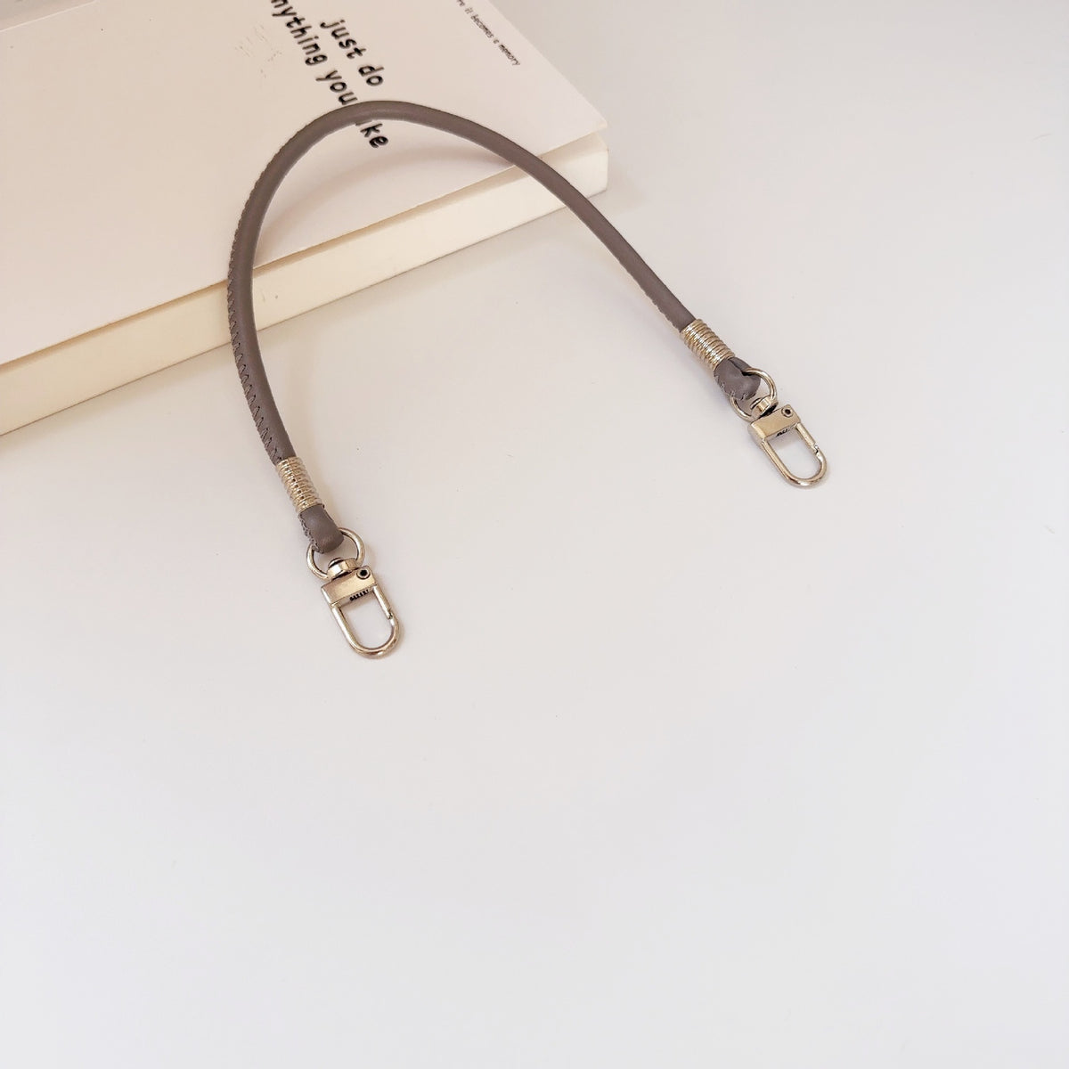 Stylische Silikon-Handykette Brehn