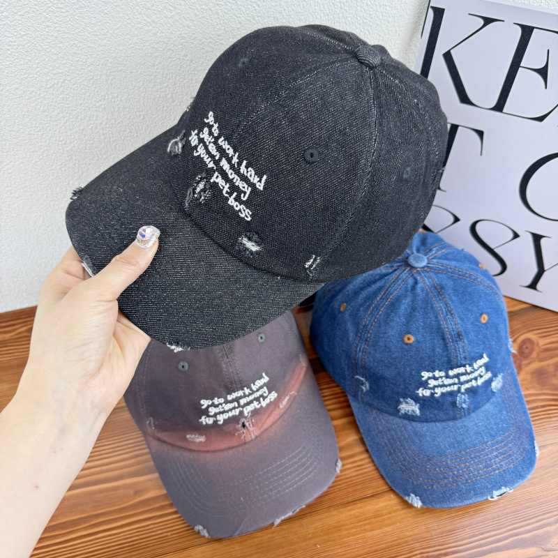 Damen Distressed Denim Statement Cap Brehn