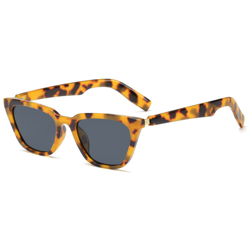 Damen Korrektionsbrille im modischen Cat-Eye-Stil Brehn