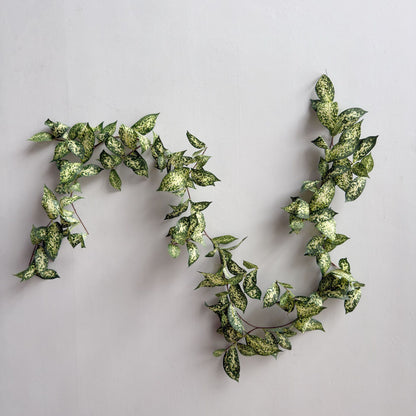 Dekorative Grüner Kranz