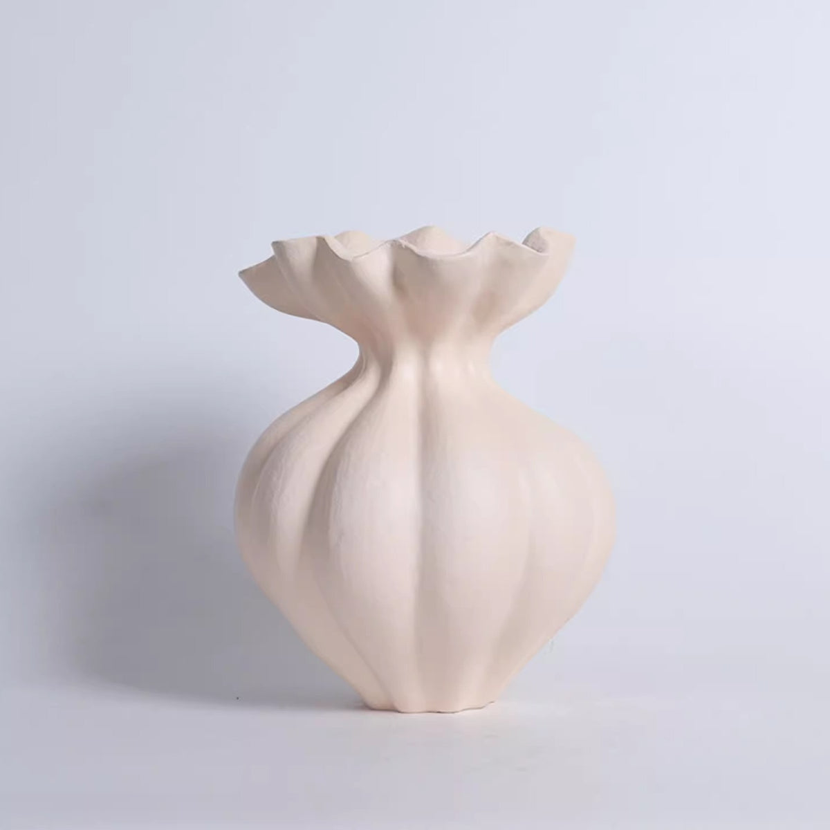 Künstlerische dekorative Blumenvase