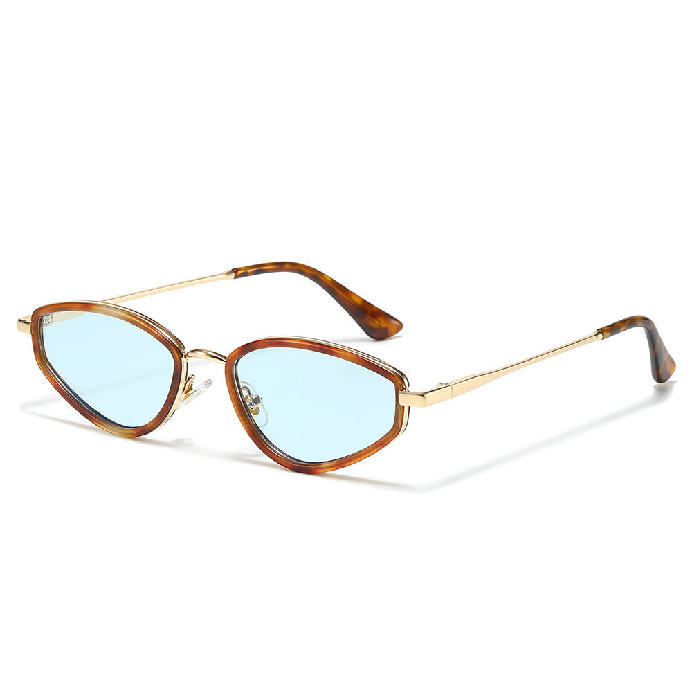 Moderne Katzenaugen-Sonnenbrille mit leichtem Rahmen Brehn