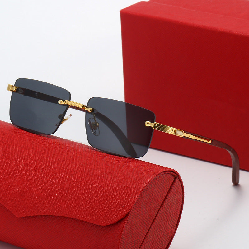 Damen Quadratische Sonnenbrille mit eleganten Metallakzenten Brehn