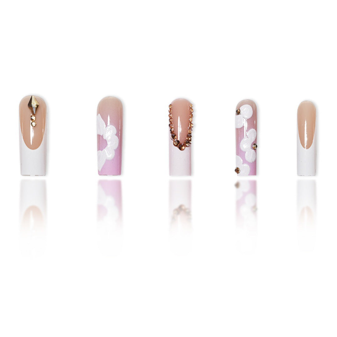 Extravagante florale Press-On-Nagelerweiterungen Brehn