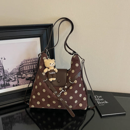 Modische gepunktete Schultertasche