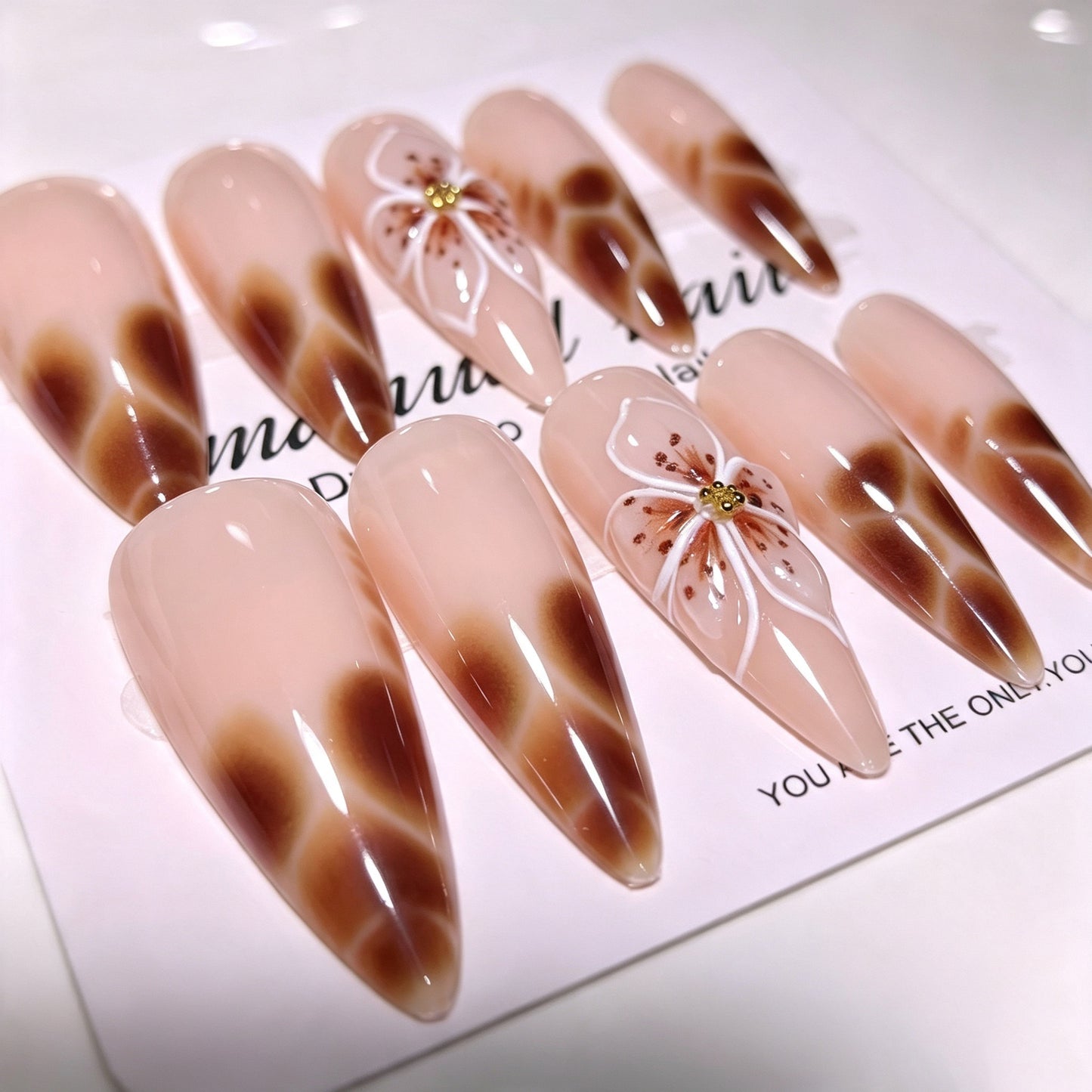 Blumenmuster Stiletto Press-On Nagelspitzen Brehn