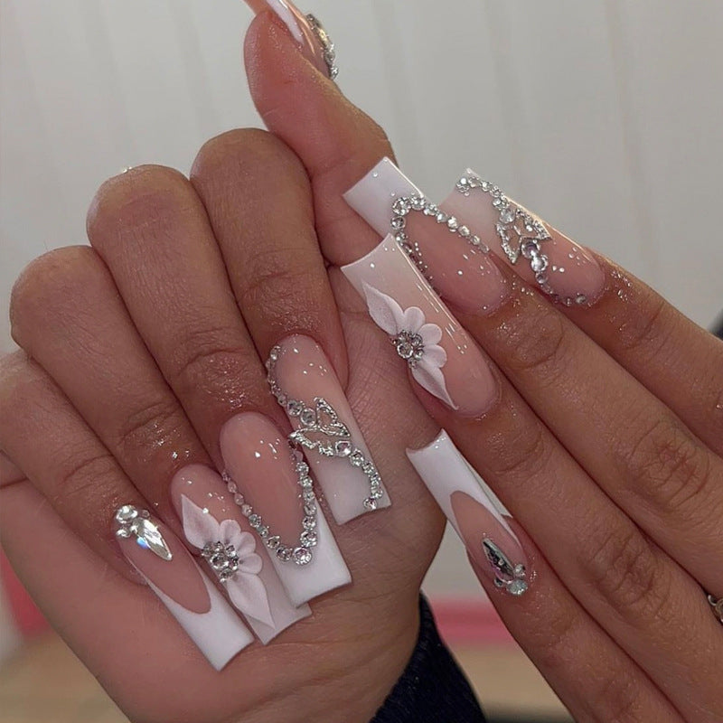 Glamouröse Glitzer-Stiletto Press-On Nägel Brehn