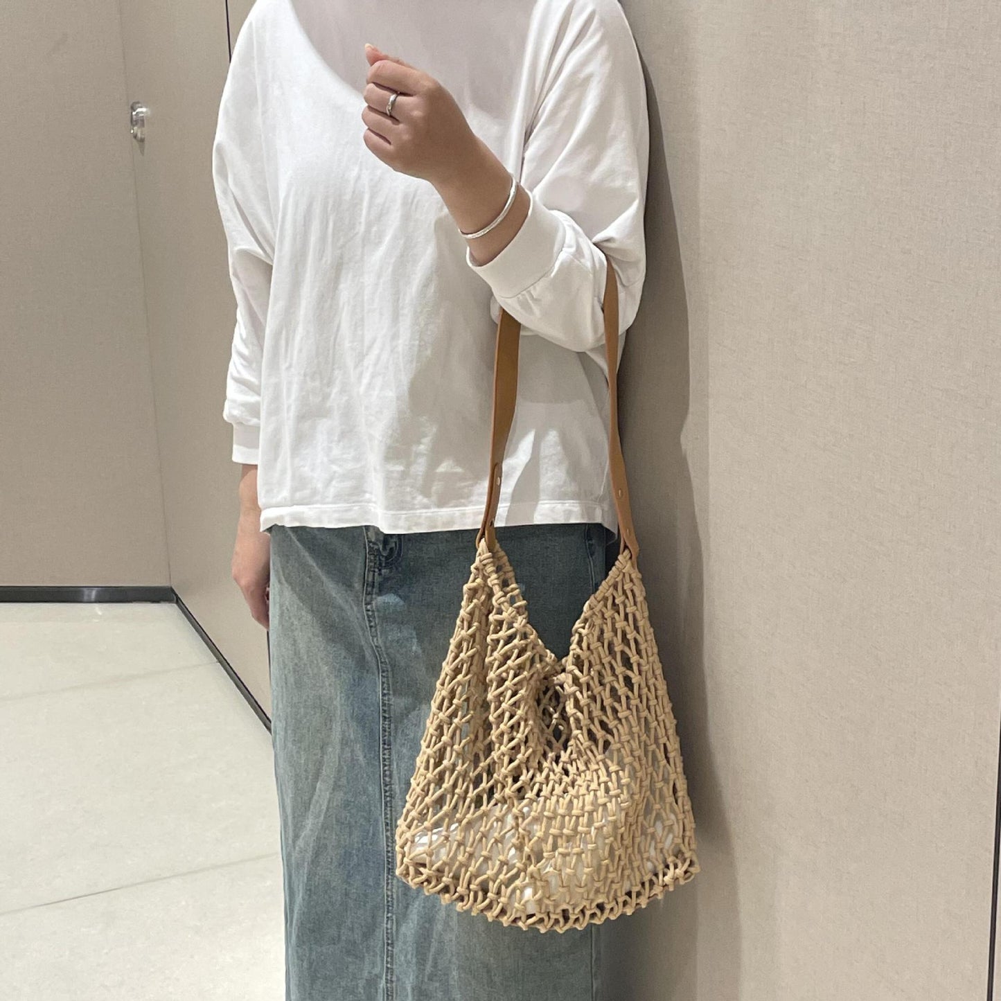 Elegante Netztasche mit Ledergriffen Brehn