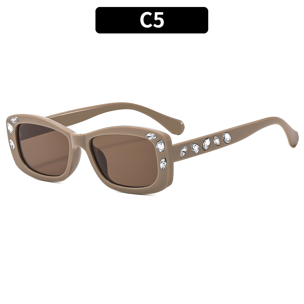 Elegante mit Strass verzierten quadratischen Sonnenbrillen