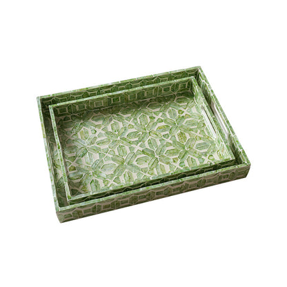 Elegante Servierplatte mit floralem Reliefdesign Brehn