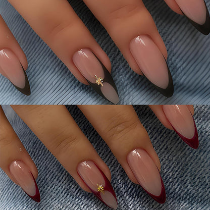Kunstnagelset mit elegantem French-Tipp und dekorativen Akzenten Brehn