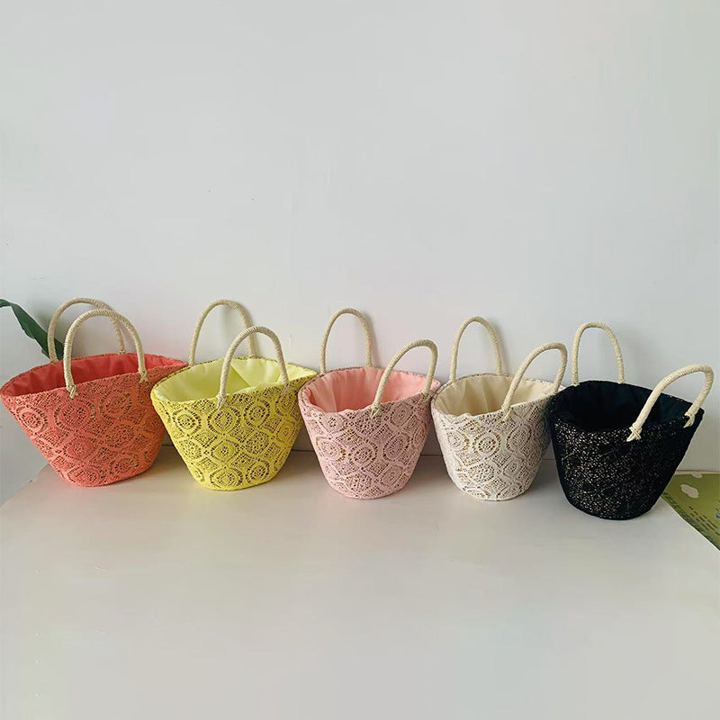 Korbtasche mit Elegantem, Geflochtenem Design Brehn