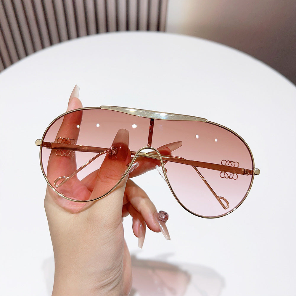 Übergroße Aviator-Sonnenbrille mit Farbverlauf-Gläsern Brehn