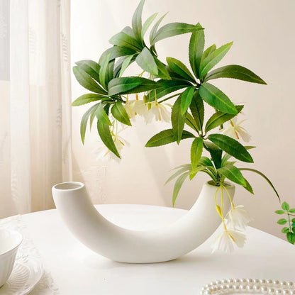 Lebensechter Orchideenstängel
