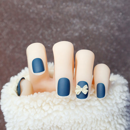 Stylisches dekoratives Press-On Nagelset Brehn