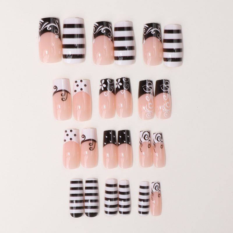 Chic stilisierte Press-On Nagelspitzen Brehn