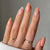 Kunstvolle Nagelkunst mit eleganten Akzenten Brehn