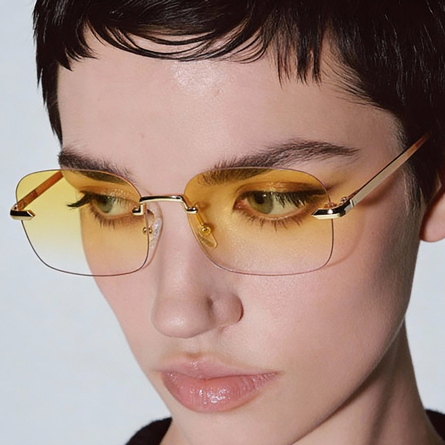 Damen Oversized Sonnenbrille mit filigranem Metallrahmen Brehn