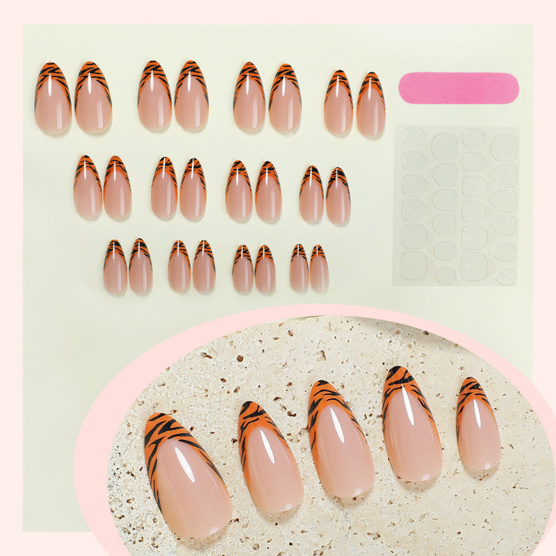 Dekoratives Stiletto Press-On Nagelset Brehn