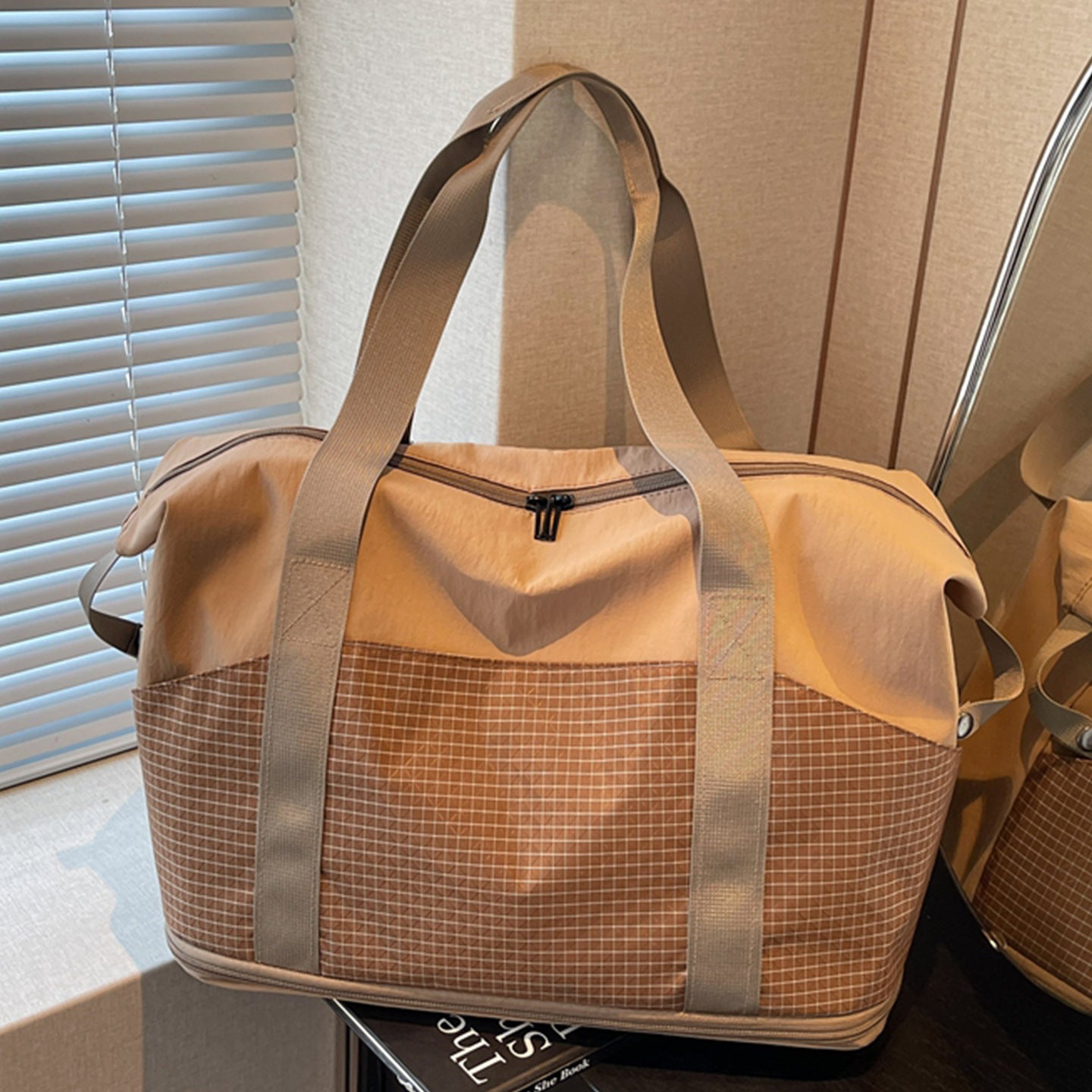 Multifunktionale Sport- und Reisetasche mit Innovative Fächeranordnung Brehn