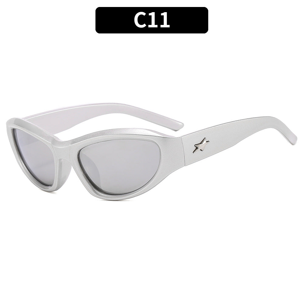Schlanke retro-inspirierte Katzenaugen-Sonnenbrille