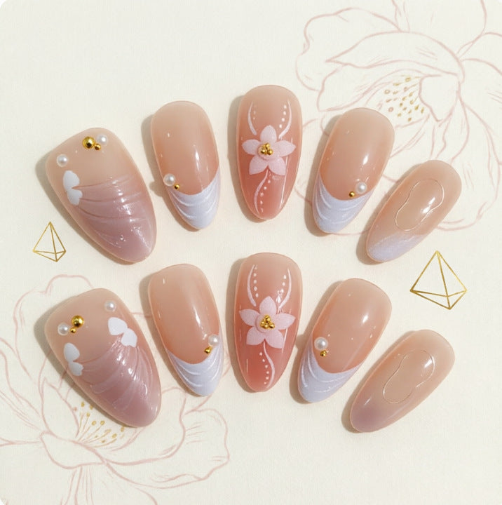 Kunstnägel mit Blumigen Details Brehn