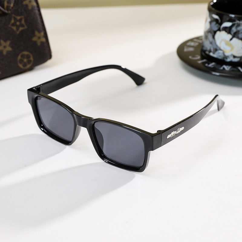 Damen modische Lesebrille mit elegantem Design Brehn