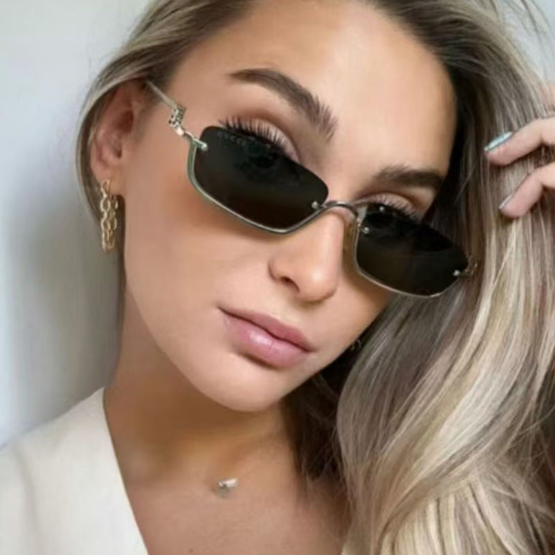 Damen Modische quadratische Sonnenbrille mit elegantem Metallgestell Brehn
