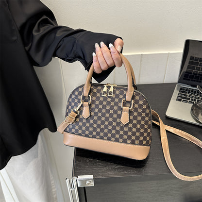 Elegante Monogramm-Umhängetasche