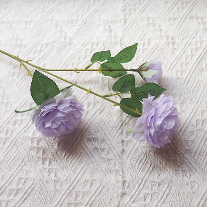 Elegante künstliche Rosenstängel