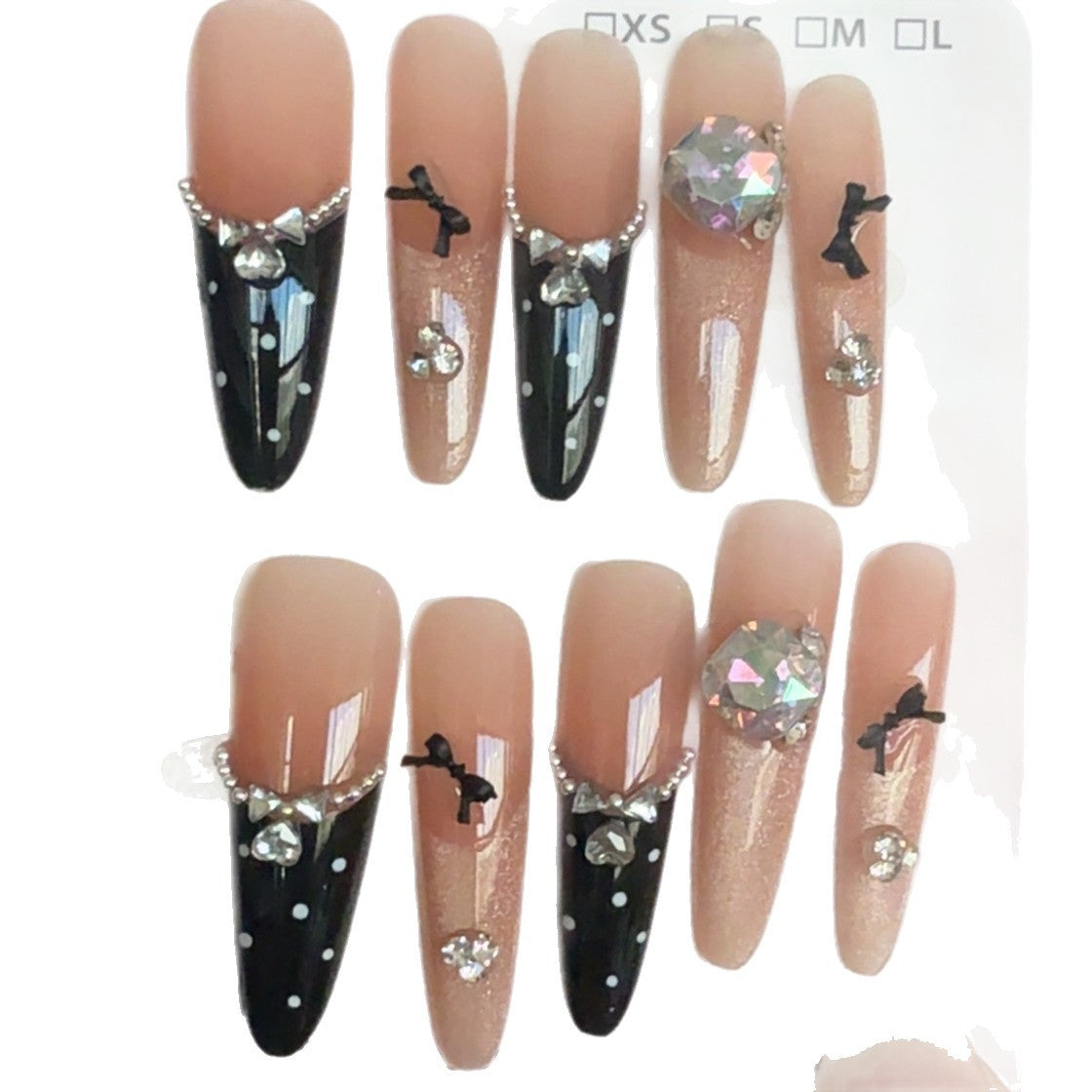 Dekorative Nagelkunst