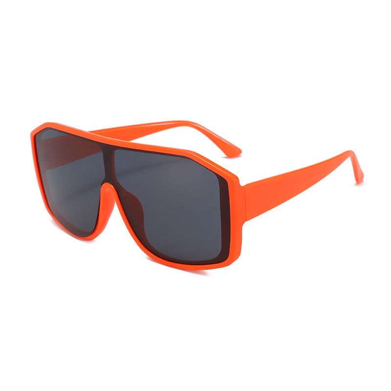 Damen Modische Oversized-Sonnenbrille im futuristischen Design Brehn