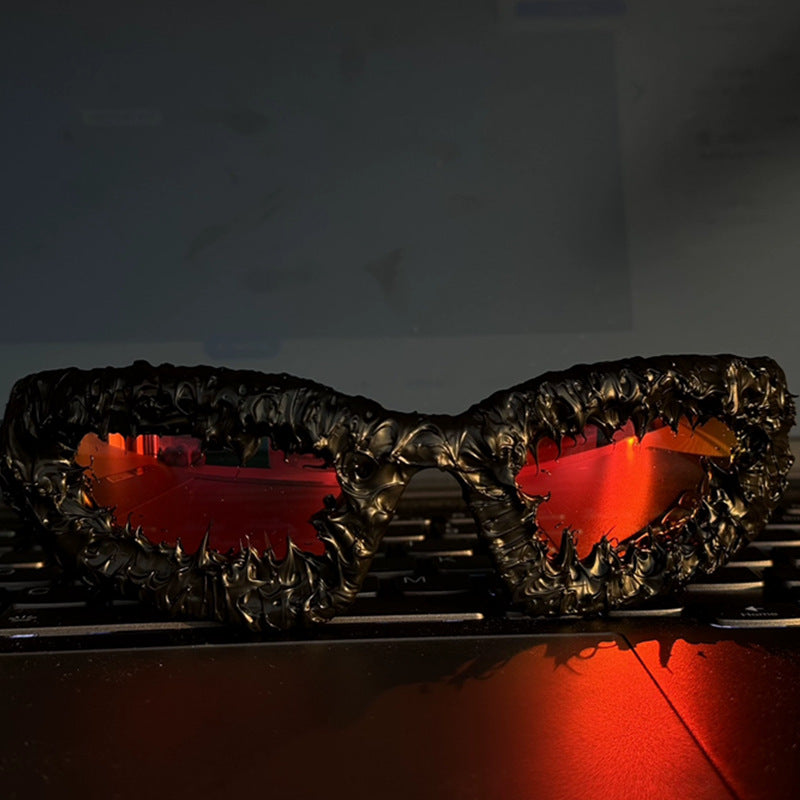 Damen futuristische Sonnenbrille mit strukturiertem Rahmen Brehn
