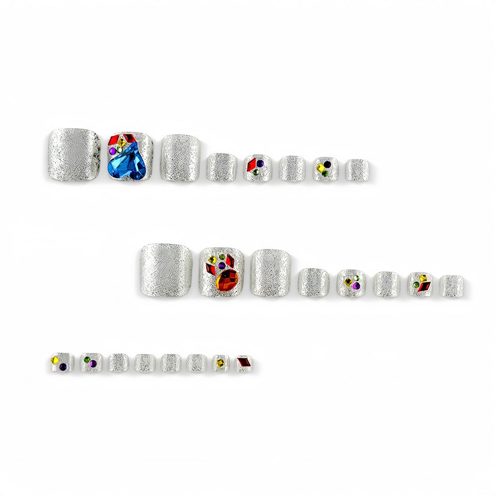 Fußnagelkunst mit Glamourösen 3D-Schmuckakzenten Brehn