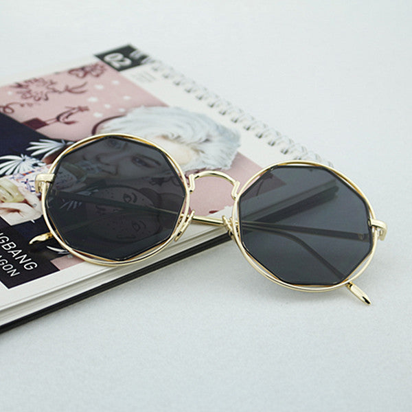 Damen Modische Achtkant-Sonnenbrille mit verspiegelten Gläsern Brehn