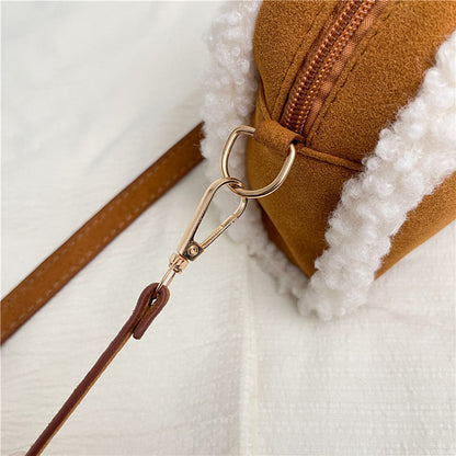 Gemütliche Kunstwildlederhandtasche