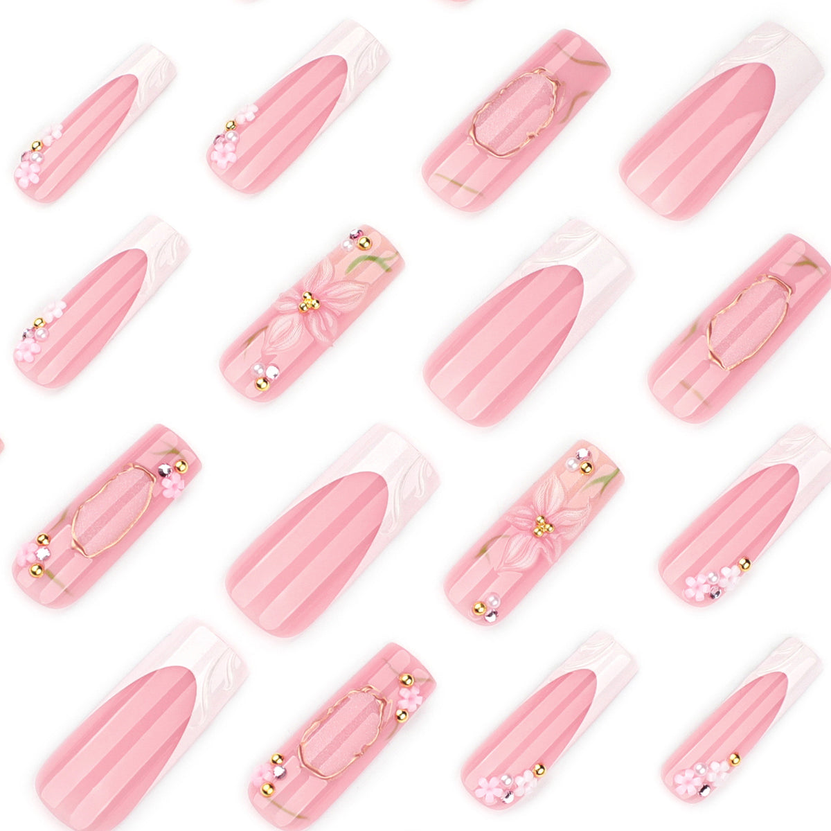 Kunstvolle Nagelverlängerungen mit floralen Verzierungen Brehn