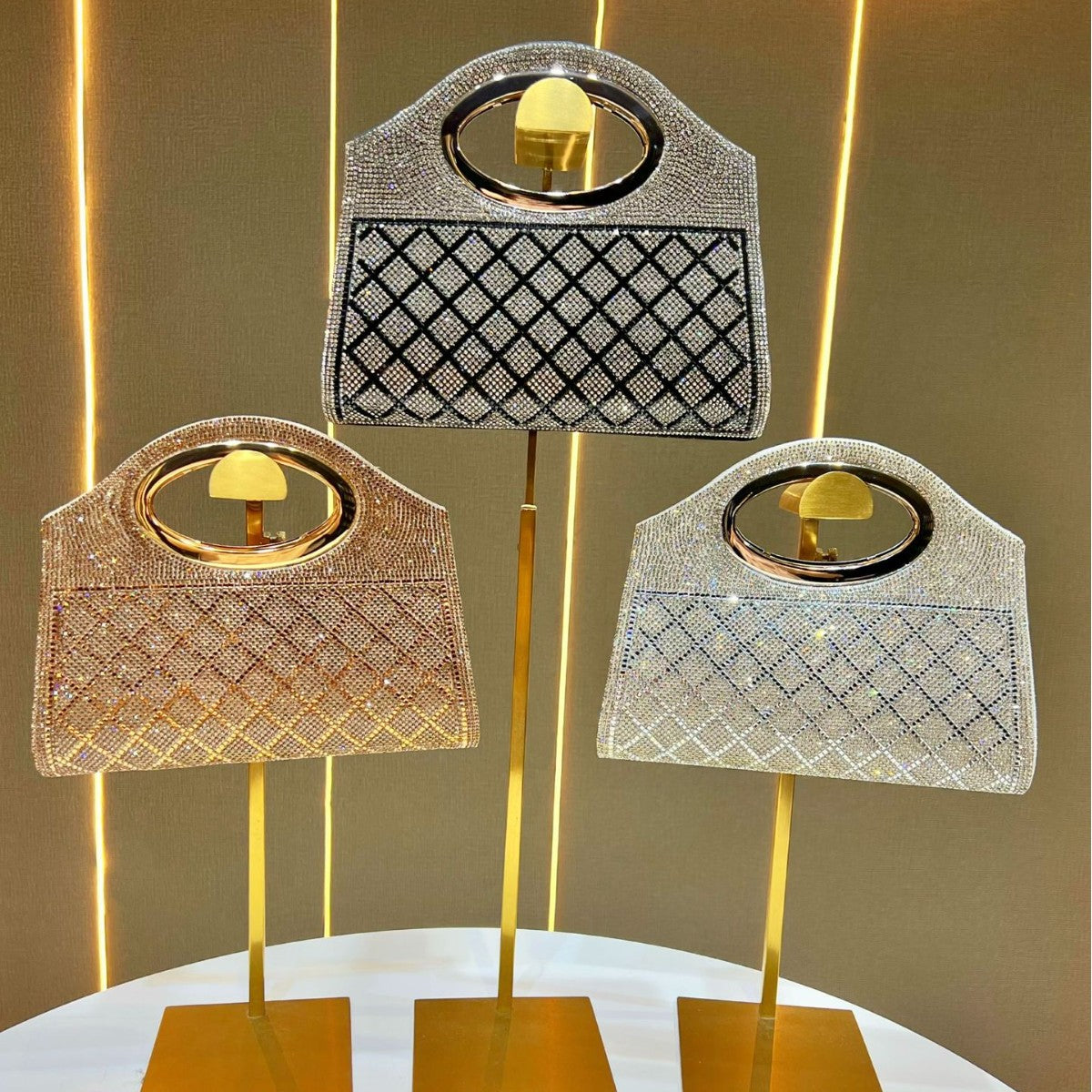 Rhinestone-besetzte Abendtasche