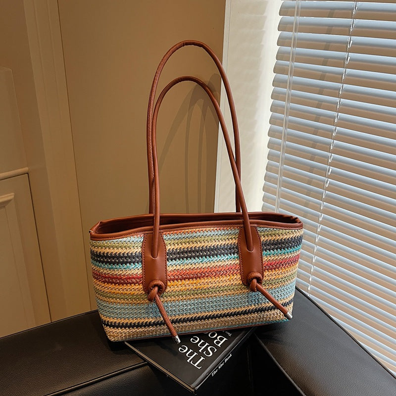Stilvolle Gewebte Handtasche
