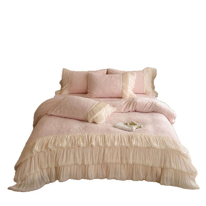 Bettwäsche-Set mit gesteppter Jacquard-Struktur und Plissee-Rüsche